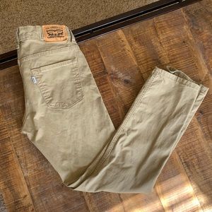 Levi’s 511 slim khakis!